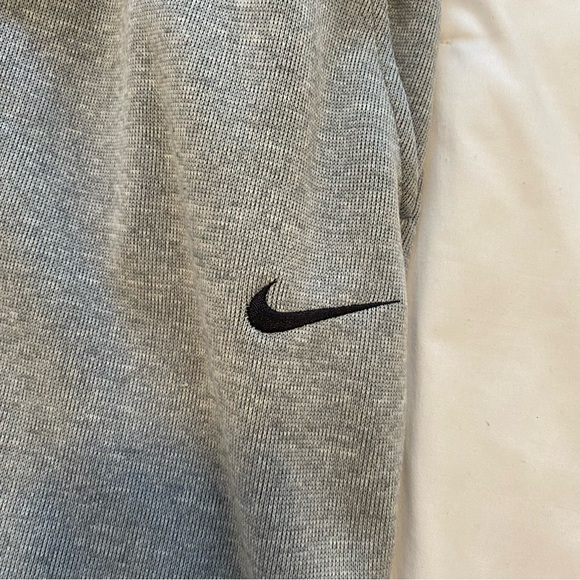 Nike Sweatpants - Picture 5 of 5